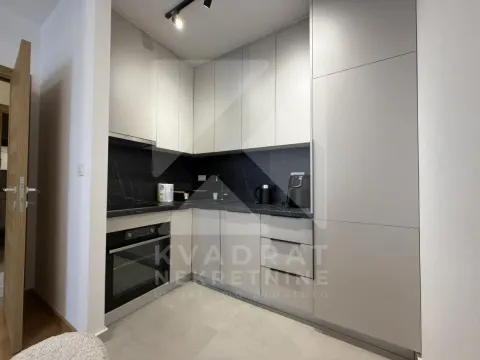 Rent, one bedroom apartment, 47m², New City, Podgorica - image 9