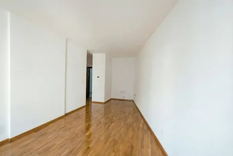 Sale, one bedroom apartment, 44m², Bečići, Budva - image 7
