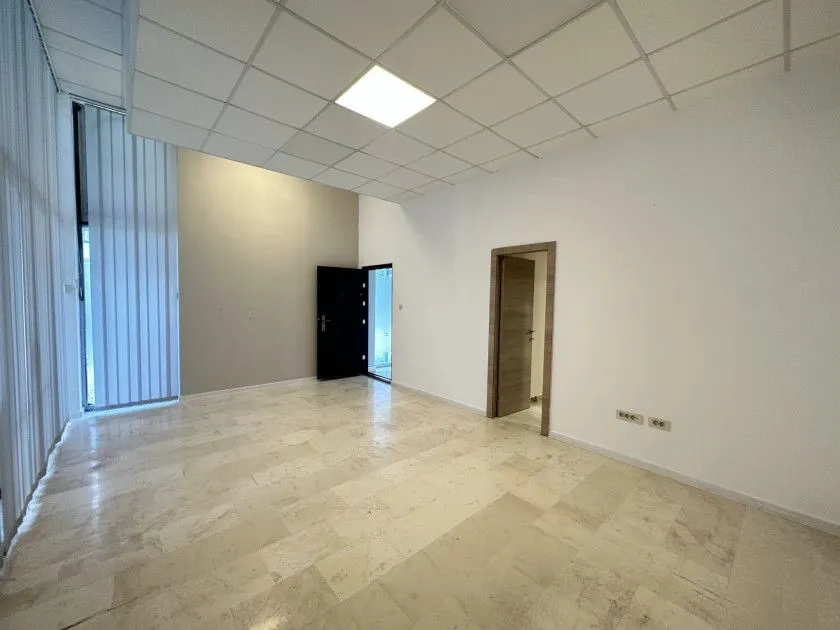 Rent, office space, 90m², Centar, Budva