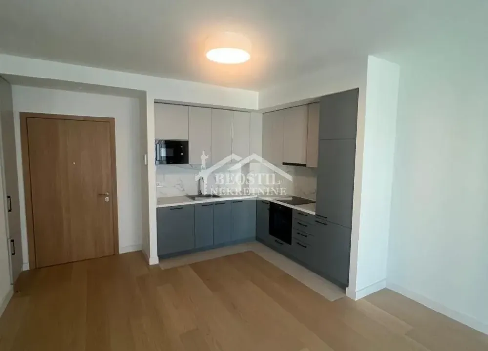 Izdavanje, dvosoban stan, 56m², Savski Venac, Beograd