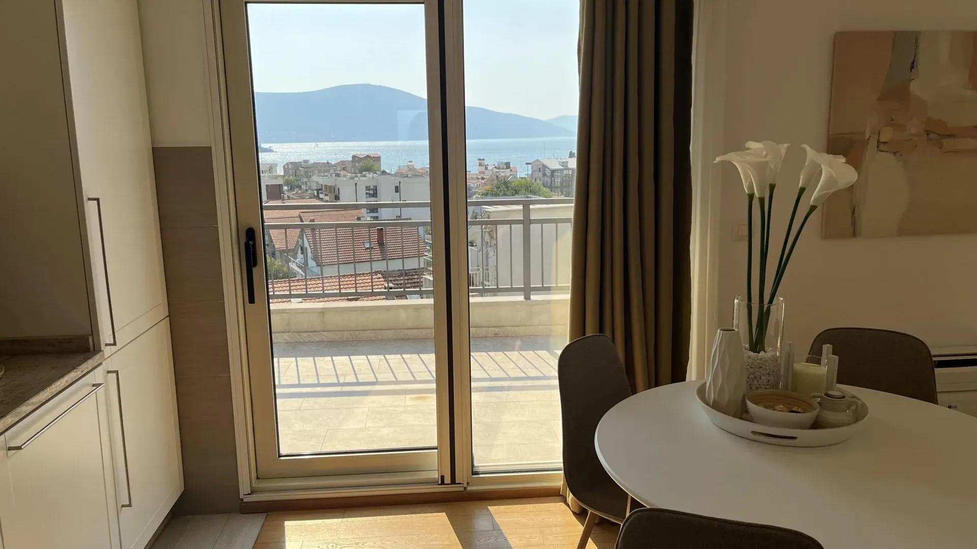 Prodaja, stan, 99m², Tivat, Crna Gora
