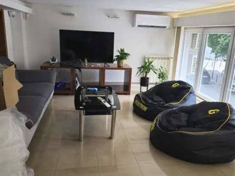 Izdavanje, poslovni prostor, 400m², Savski Venac, Beograd - image 3