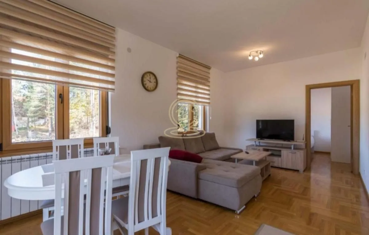 Prodaja, jednosoban stan, 40m², Centar, Zlatibor