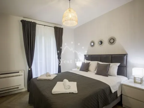 Prodaja, dvosoban stan, 80m², Risan, Kotor - image 11