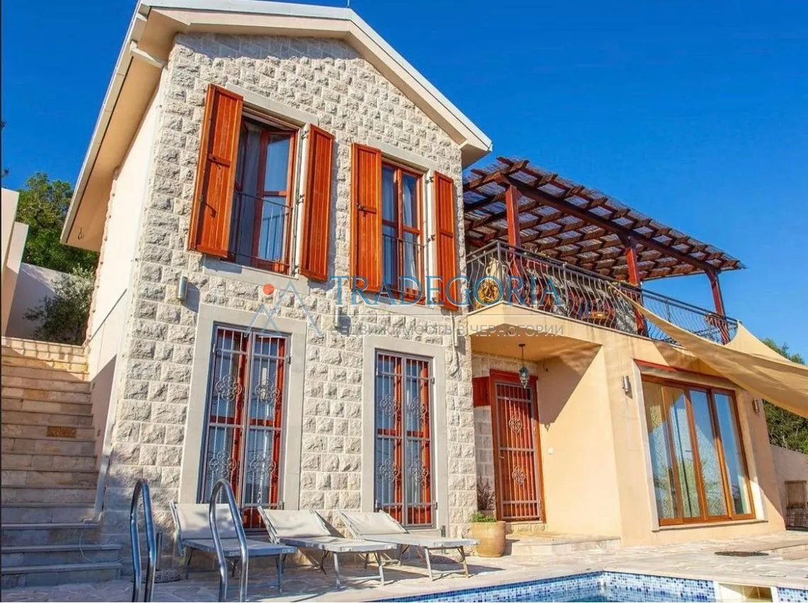 Prodaja, kuća, 210m², Kotor, Crna Gora