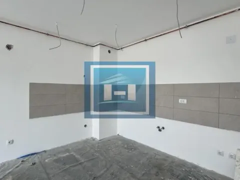 Prodaja, dvosoban stan, 56m², Centar, Paraćin - image 9