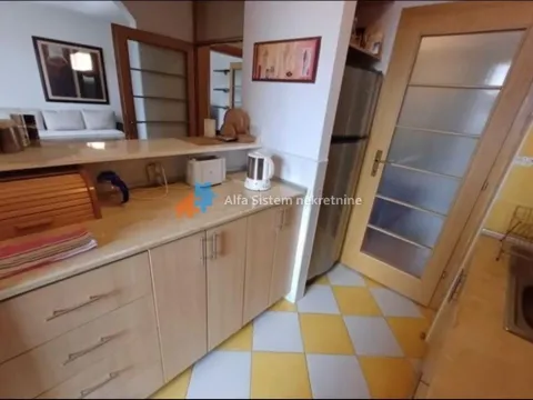 Izdavanje, trosoban stan, 92m², Novi Beograd Sve Podlokacije, Beograd - image 6