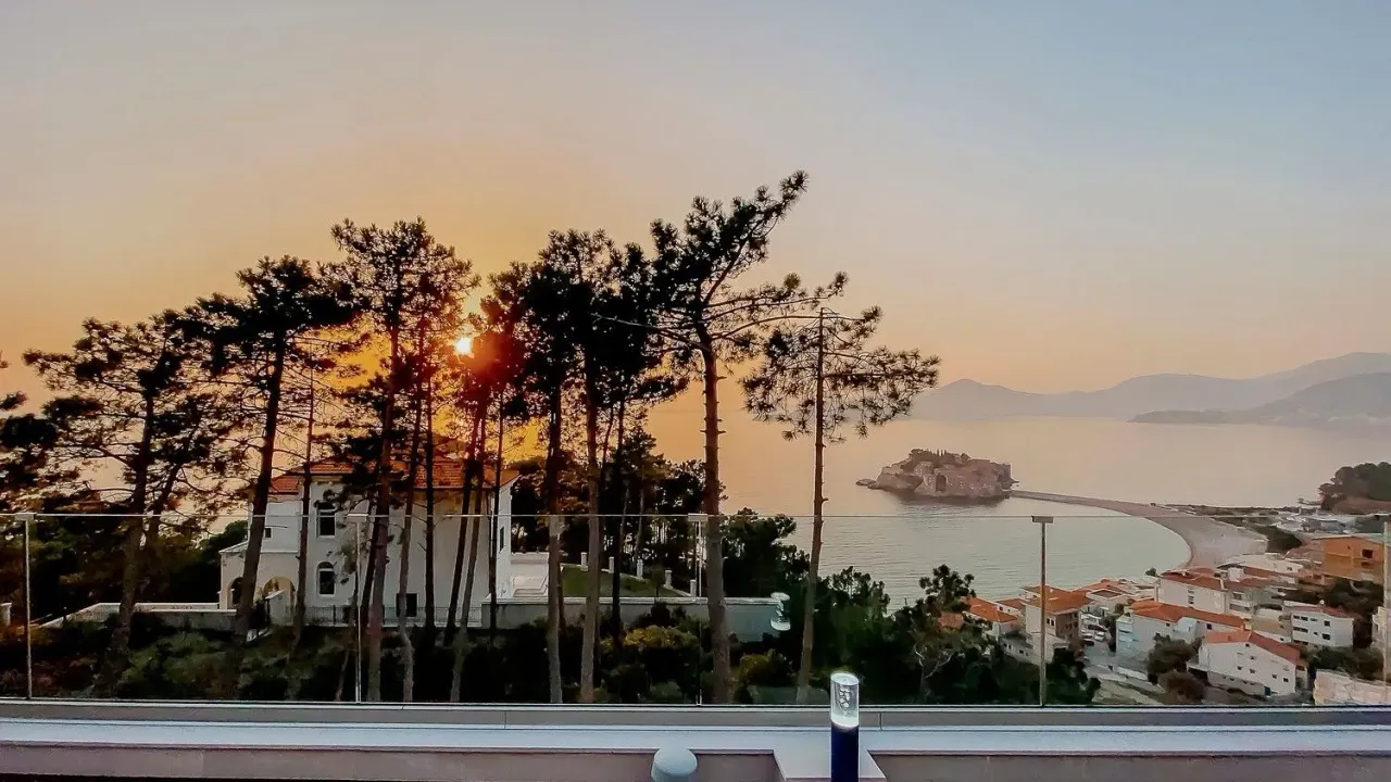 Sale, house, 600m², Sveti Stefan, Budva