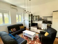 Izdavanje, dvosoban stan, 69m², Centar, Podgorica - image 2