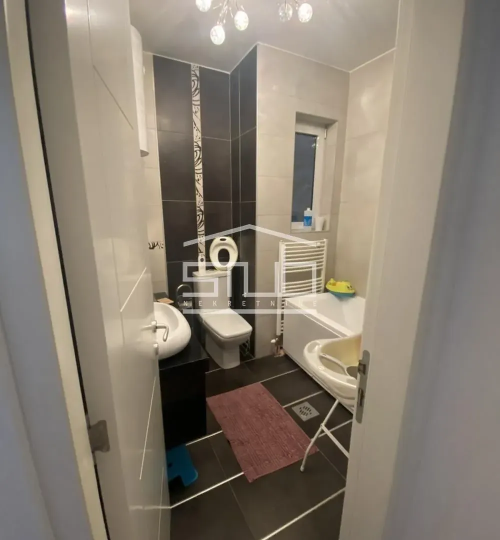 Rent, three bedroom apartment, 75m², Slavija, Vračar Sve Podlokacije