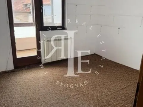 Prodaja, kuća, 250m², Borča 1, Borča Sve Podlokacije - image 3