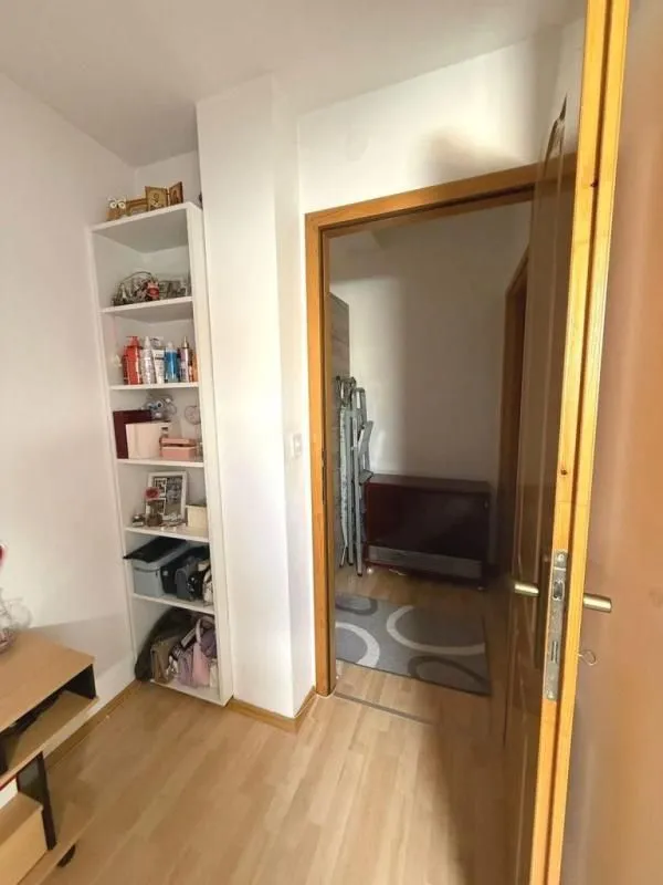 Prodaja, trosoban stan, 67m², Pantelej, Niš