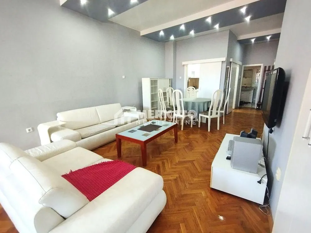 Prodaja, dvosoban stan, 67m², Centar, Zrenjanin