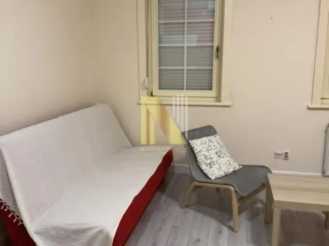 Izdavanje, jednosoban stan, 35m², Stari grad, Novi Sad - image 3
