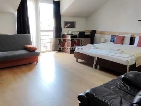 Prodaja, jednosoban stan, 33m², Bulevar Oslobodjenja, Novi Sad Sve Podlokacije - image 2