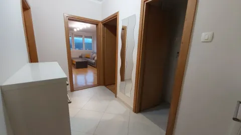 Izdavanje, dvosoban stan, 82m², Preko Morače, Podgorica - image 8
