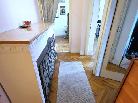 Rent, two bedroom apartment, 62m², Kalenić Pijaca, Vračar Sve Podlokacije - image 13
