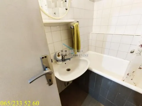 Sale, three bedroom apartment, 83m², Cerak Vinogradi, Beograd - image 14