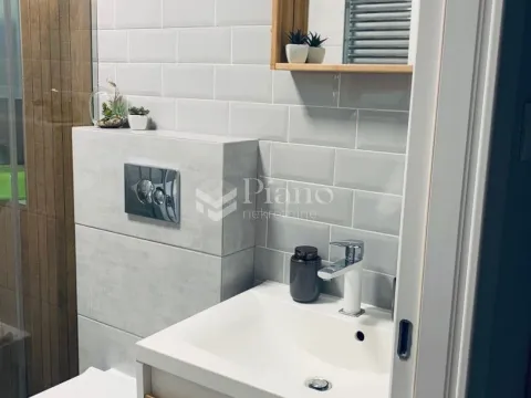 Izdavanje, jednosoban stan, 50m², Autobuska stanica, Podgorica - image 12