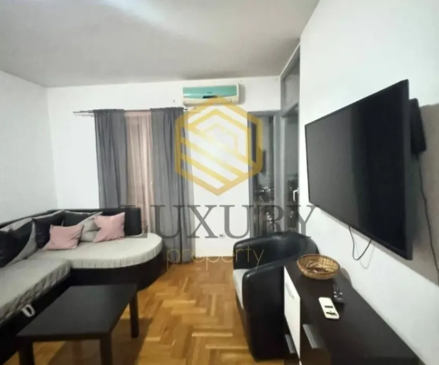 Izdavanje, jednosoban stan, 37m², 1 maj, Podgorica