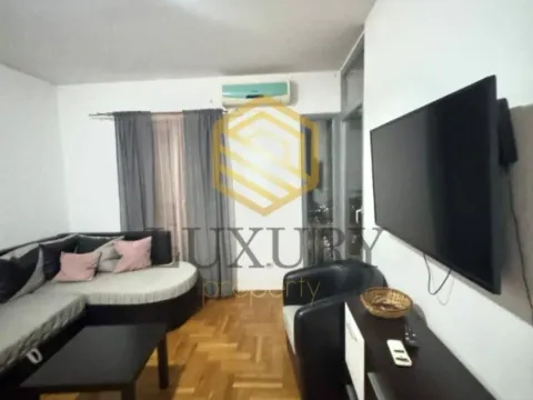 Izdavanje, jednosoban stan, 37m², 1 maj, Podgorica - image 1