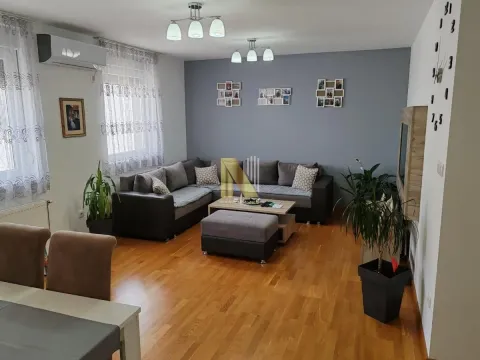 Sale, four bedroom apartment, 80m², Veternička rampa, Novi Sad Sve Podlokacije
