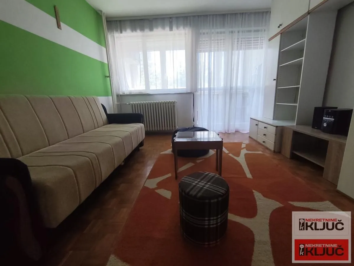 Prodaja, dvosoban stan, 63m², Bulevar Oslobodjenja, Novi Sad Sve Podlokacije