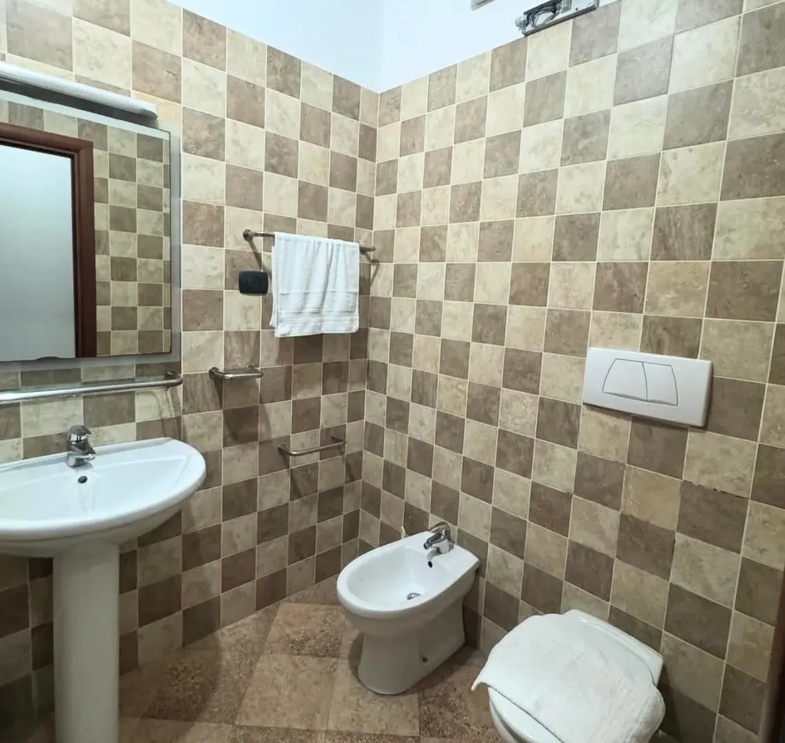 Prodaja, trosoban stan, 95m², Rafailovići, Budva