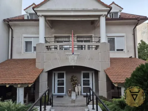 Rent, house, 260m², Lion, Zvezdara Sve Podlokacije