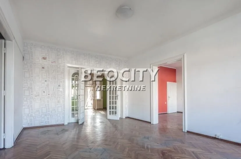 Izdavanje, trosoban stan, 163m², Centar, Novi Sad