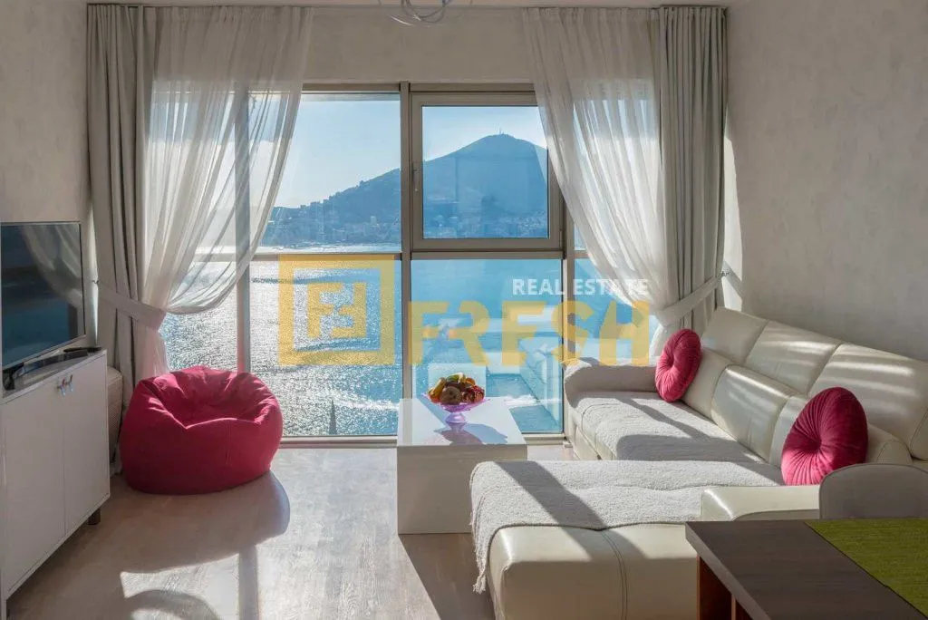 Izdavanje, garsonjera, 29m², Budva, Crna Gora