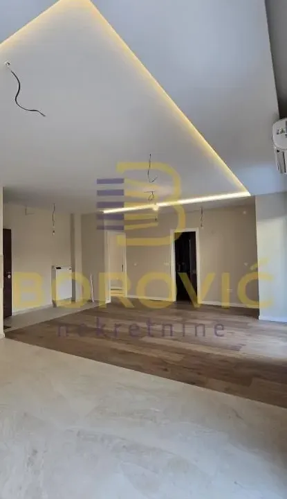 Prodaja, trosoban stan, 68m², Olimp, Zvezdara Sve Podlokacije