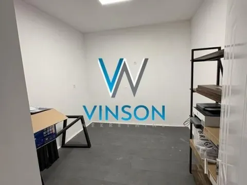 Izdavanje, poslovni prostor, 105m², Centar, Novi Sad - image 4