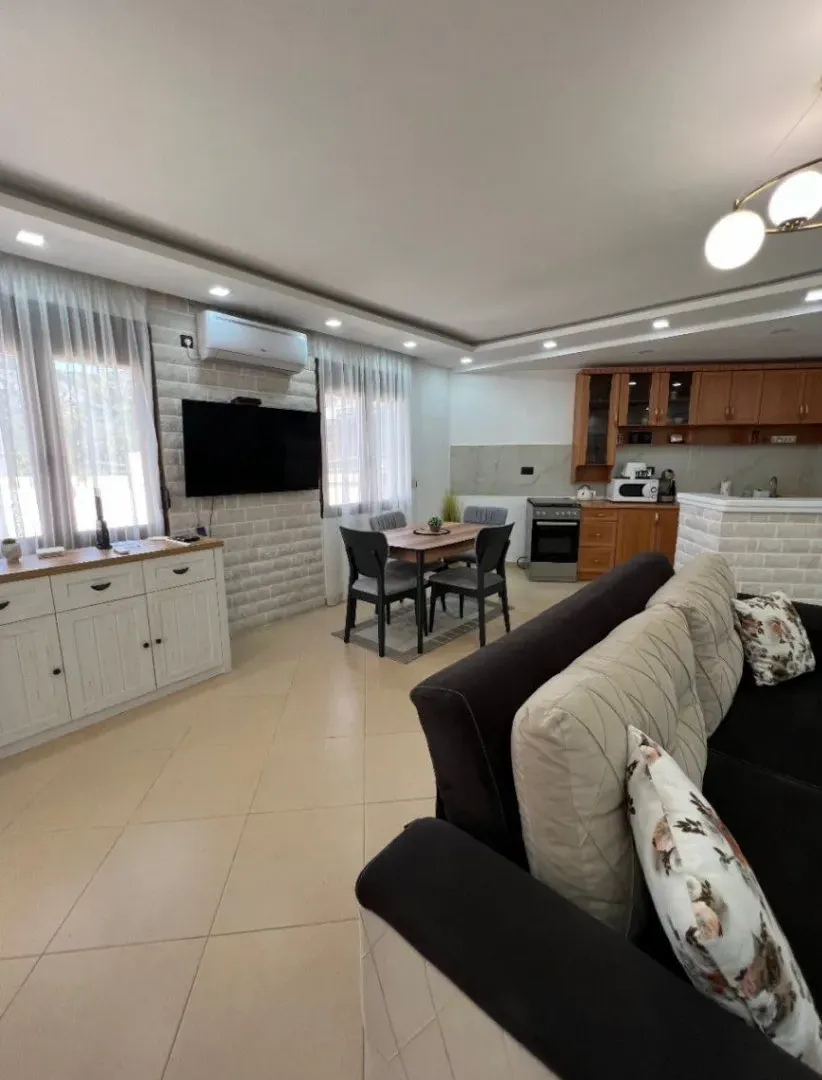 Rent, house, 80m², Bar, Crna Gora