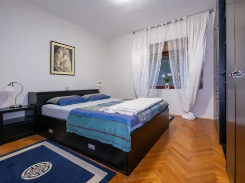 Izdavanje, stan, 145m², Momišići, Podgorica - image 10