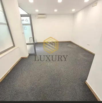 Rent, office space, 32m², Centar, Podgorica - image 4
