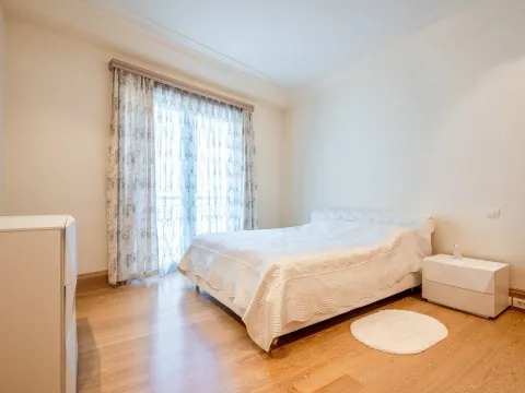 Prodaja, dvosoban stan, 123m², Porto Montenegro, Tivat - image 9