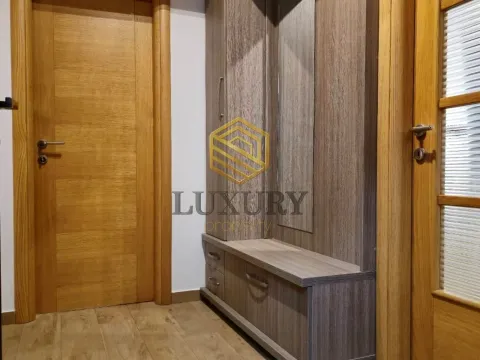 Izdavanje, jednosoban stan, 46m², Dalmatinska ulica, Podgorica - image 5