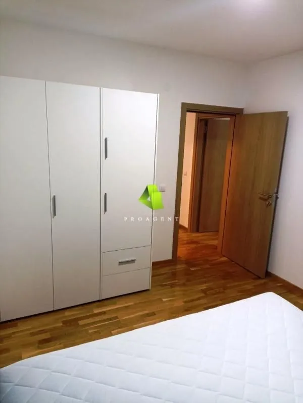 Izdavanje, dvosoban stan, 67m², Medijana, Niš