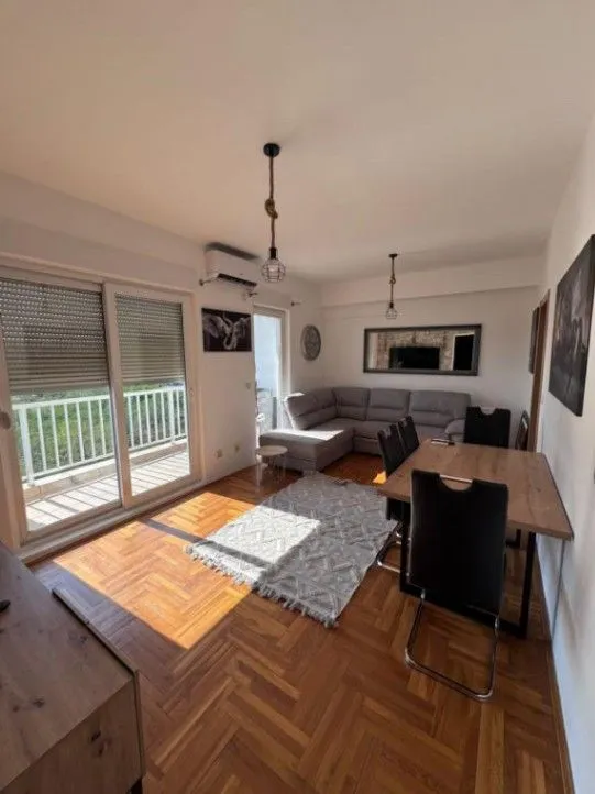 Prodaja, stan, 76m², Zabjelo, Podgorica