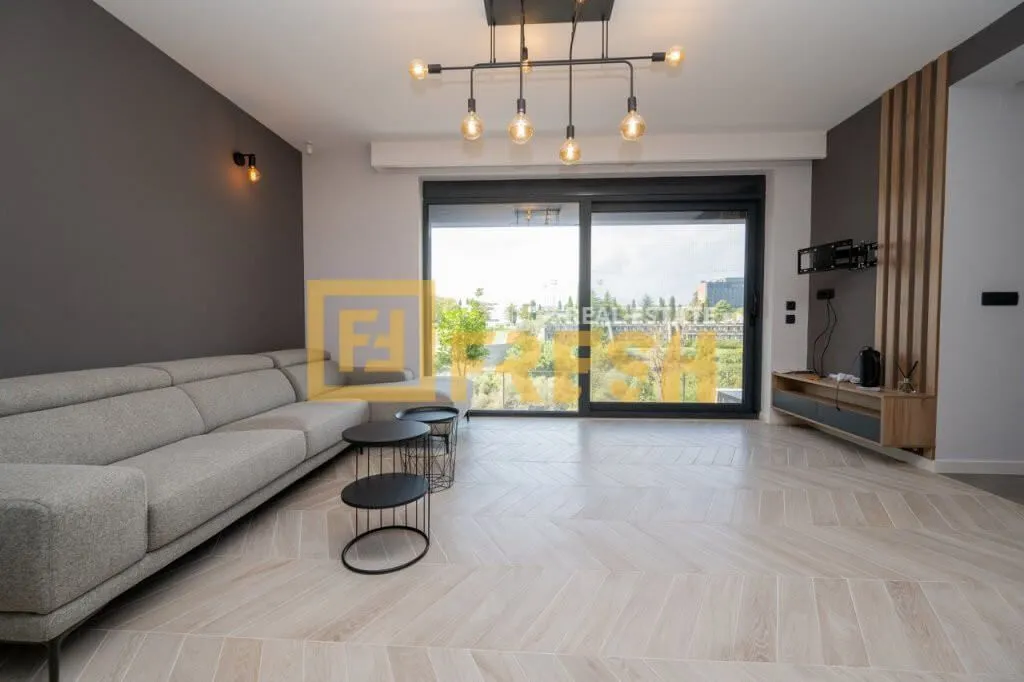 Rent, house, 214m², Stara Varoš, Podgorica