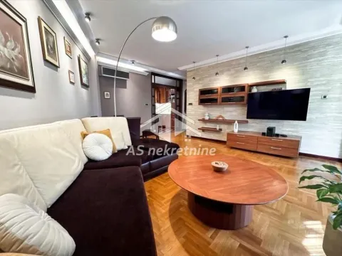 Rent, two bedroom apartment, 73m², Novi Beograd Blok 22, Novi Beograd Sve Podlokacije