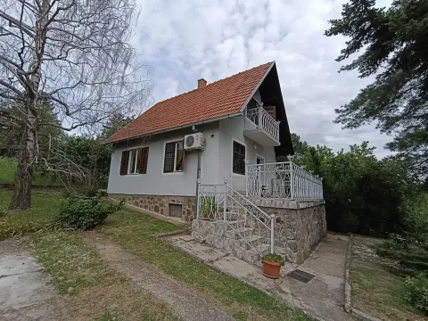 Kuća in Sremska Kamenica