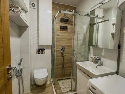 Rent, one bedroom apartment, 45m², Blok 9, Podgorica - image 5