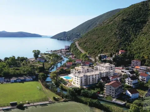 Prodaja, stan, 43m², Njivice, Herceg Novi - image 6
