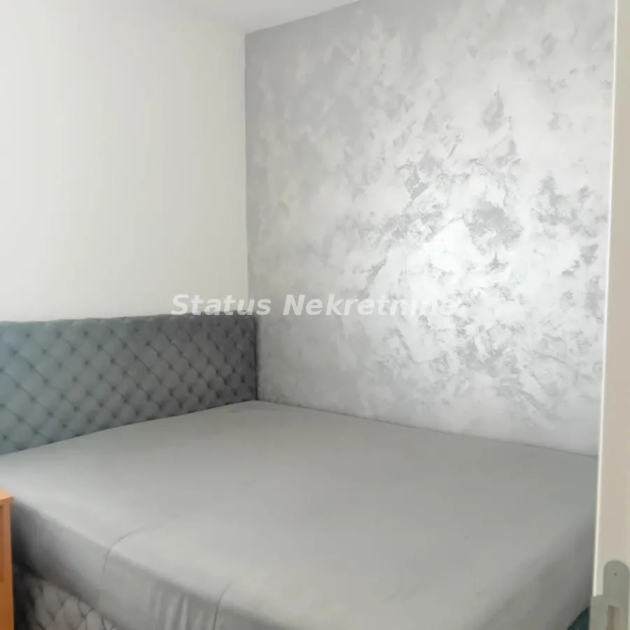 Izdavanje, jednosoban stan, 35m², Grbavica, Novi Sad Sve Podlokacije