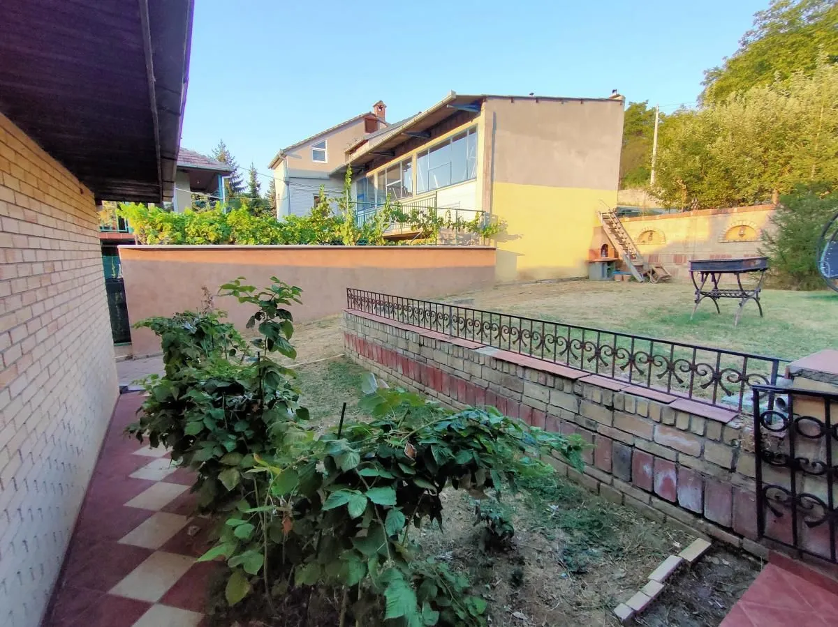 Prodaja, kuća, 165m², Sremska Kamenica, Petrovaradin