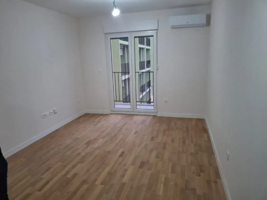 Rent, one bedroom apartment, 40m², Pobrežje, Podgorica