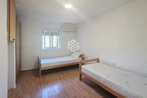 Rent, apartment, 346m², Velje Brdo, Podgorica - image 9