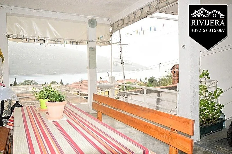 Prodaja, trosoban stan, 71m², Kumbor, Herceg Novi